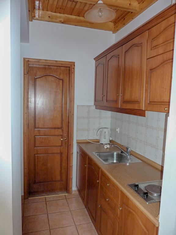 Maria Apartments Agios Georgios Pagon Exteriör bild
